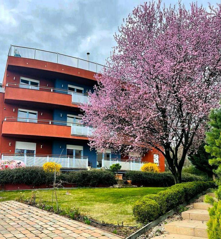 Rosehill Budapest