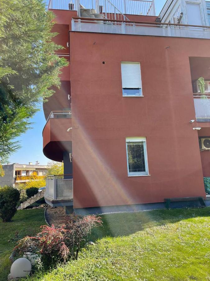Rosehill Garden Family With A Great View Apartment Budapest
