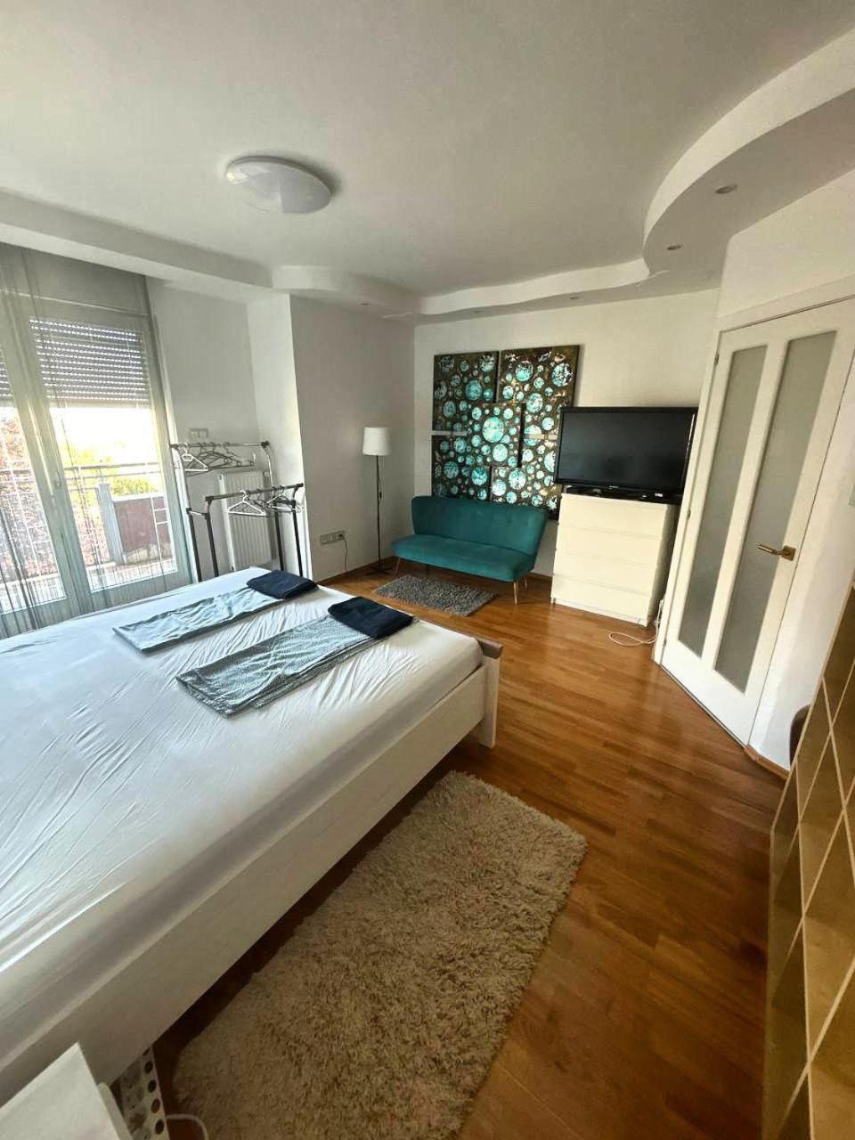 Rosehill Garden Family With A Great View Apartment